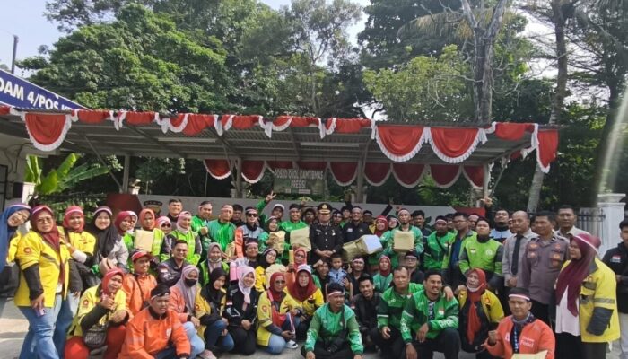 Semarak HUT RI ke-81, Ditbinmas Polda Riau Libatkan Driver Ojol Disabilitas dalam Upacara Kemerdekaan