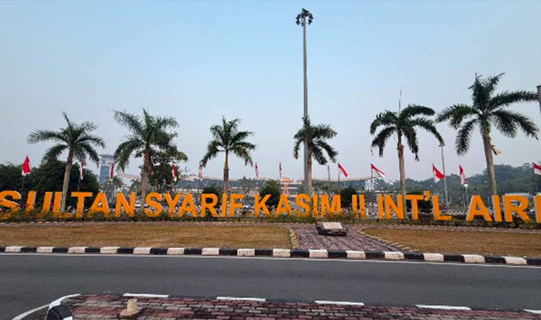 Kabut Asap Selimuti Riau, Penerbangan di Bandara SSK II Pekanbaru Masih Normal