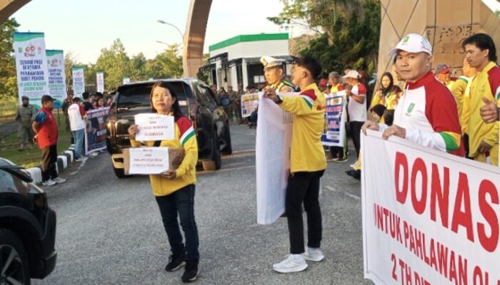 Ratusan Atlet Riau Demo Tuntut Bonus PON 2024, Bawa Medali hingga Kotak Sumbangan
