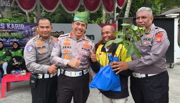 Polantas Karib, Ditlantas Polda Riau Perkuat Sinergi dengan Komunitas Ojol