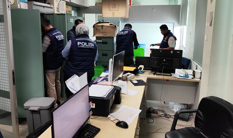 7 Jam Geledah RSD Madani, Polda Riau Ternyata Amankan 323 Dokumen Dugaan Korupsi