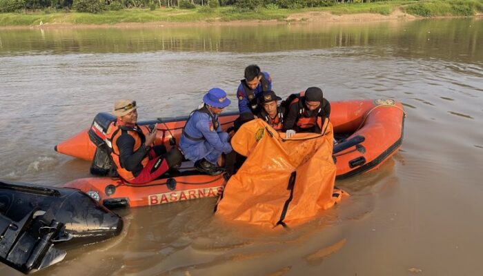 Dua Hari Dicari, Remaja 17 Tahun Tenggelam di Sungai Kuantan Ditemukan Meninggal