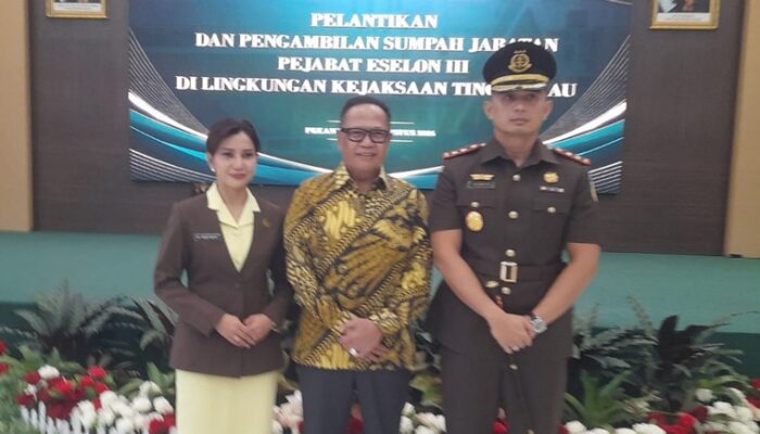 Rizky Fahrurrozi Jadi Kajari Inhu, Basrizal Koto Hadiri Langsung Pelantikan