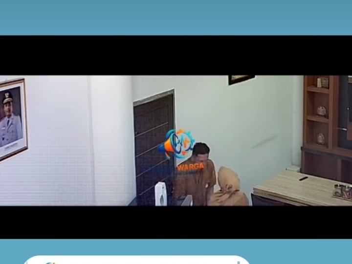 Tangkapan layar video yang diduga memperlihatkan aksi asusila melibatkan dua ASN Pemprov Sumbar. Video tersebut beredar dan viral di media sosial