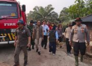 Stafsus Menteri Kehutanan Cek Bara Karhutla Rimbo Panjang dan Beri Dukungan Tim Gabungan