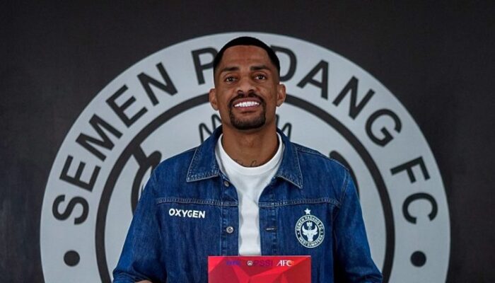 Junior Batista Resmi Gabung Semen Padang FC, Nil Maizar Ungkap Alasan Perekrutan