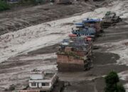 558 Orang Hilang dalam Banjir di Perbatasan China-Nepal, 260 di Antaranya WNA