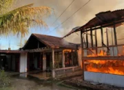Kebakaran Hanguskan 2 Rumah di Padang, 3 KK Terdampak