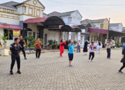 Warga Graha Sakuntala Pekanbaru Rawat Kebersamaan Lewat Senam Pagi