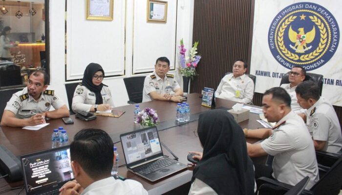 Perkuat Pelayanan Publik, Kanwil Ditjenpas Riau Ikuti Pemaparan Hasil Evaluasi