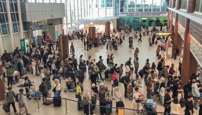 Lagi, 30 Penerbangan Dari dan Menuju Bandara SSK II Pekanbaru Dibatalkan Akibat Erupsi