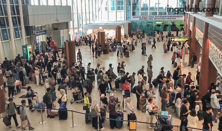 Lagi, 30 Penerbangan Dari dan Menuju Bandara SSK II Pekanbaru Dibatalkan Akibat Erupsi