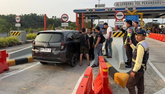 Upaya Penarikan Mobil Picu Keributan di Tol Muara Fajar, PJR Turun Tangan