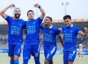 2 Sundulan Gamaroni Antar PSPS Pekanbaru Unggul atas Persiraja di Babak Pertama