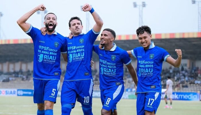 2 Sundulan Gamaroni Antar PSPS Pekanbaru Unggul atas Persiraja di Babak Pertama