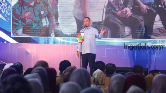 Pemko Pekanbaru Kumpulkan 5.000 Warga, Sosialisasikan Berbagai Produk Hukum