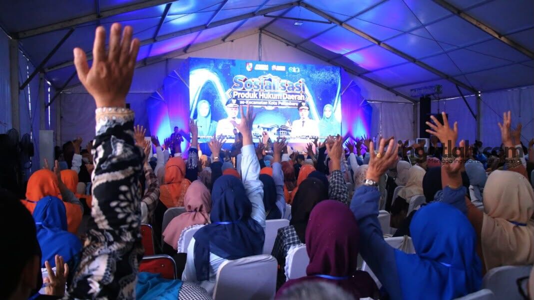 Pemko Pekanbaru Kumpulkan 5.000 Warga, Sosialisasikan Berbagai Produk Hukum