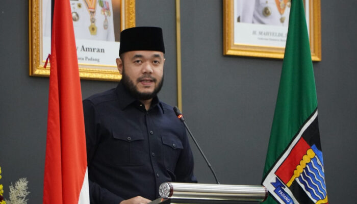 Udara Padang Memburuk akibat Kabut Asap, Ini Imbauan Wali Kota Fadly Amran