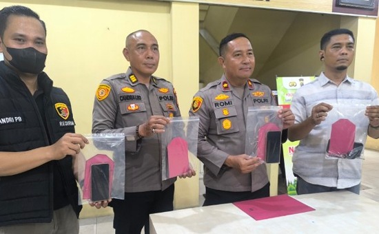 Bukan Kencan, Malah Dijebak! Komplotan MiChat Peras Korban di Hotel Pekanbaru