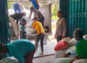 Bukan Cuma Jaga Kamtibmas, Polsek Kampar Kawal 3 Ton Jagung Petani Kampar hingga Bulog