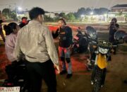 Cegah Kejahatan Saat Warga Terlelap, Polsek Bukit Raya dan Tim Raga Gelar Patroli Dini Hari