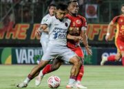 Babak Pertama Tanpa Gol, PSPS Lebih Tajam dari Semen Padang FC