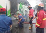 Bus Pariwisata EPA Star Terbakar di Padang, 22 Penumpang Selamat