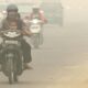 Warga Riau Menjerit Dikepung Kabut Asap Karhutla, Tenggorokan Sakit hingga Aktivitas Terganggu