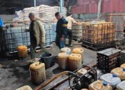 Polda Riau Ungkap Penyelewengan BBM Subsidi di Siak, 6.500 Liter Solar Disita