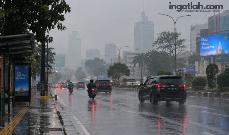Hujan Berpotensi Guyur Sejumlah Wilayah Riau hingga Dini Hari