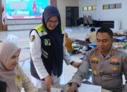Peringati HUT Humas Polri ke-75, Kapolres Bengkalis AKBP Eko Rubiyanto Pimpin Donor Darah